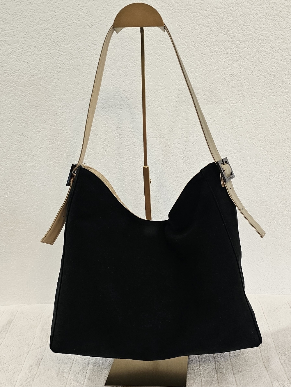 Vintage Givenchy 4G Logo Nylon & Suede Reversible Hobo Bag - Picture 8 of 16